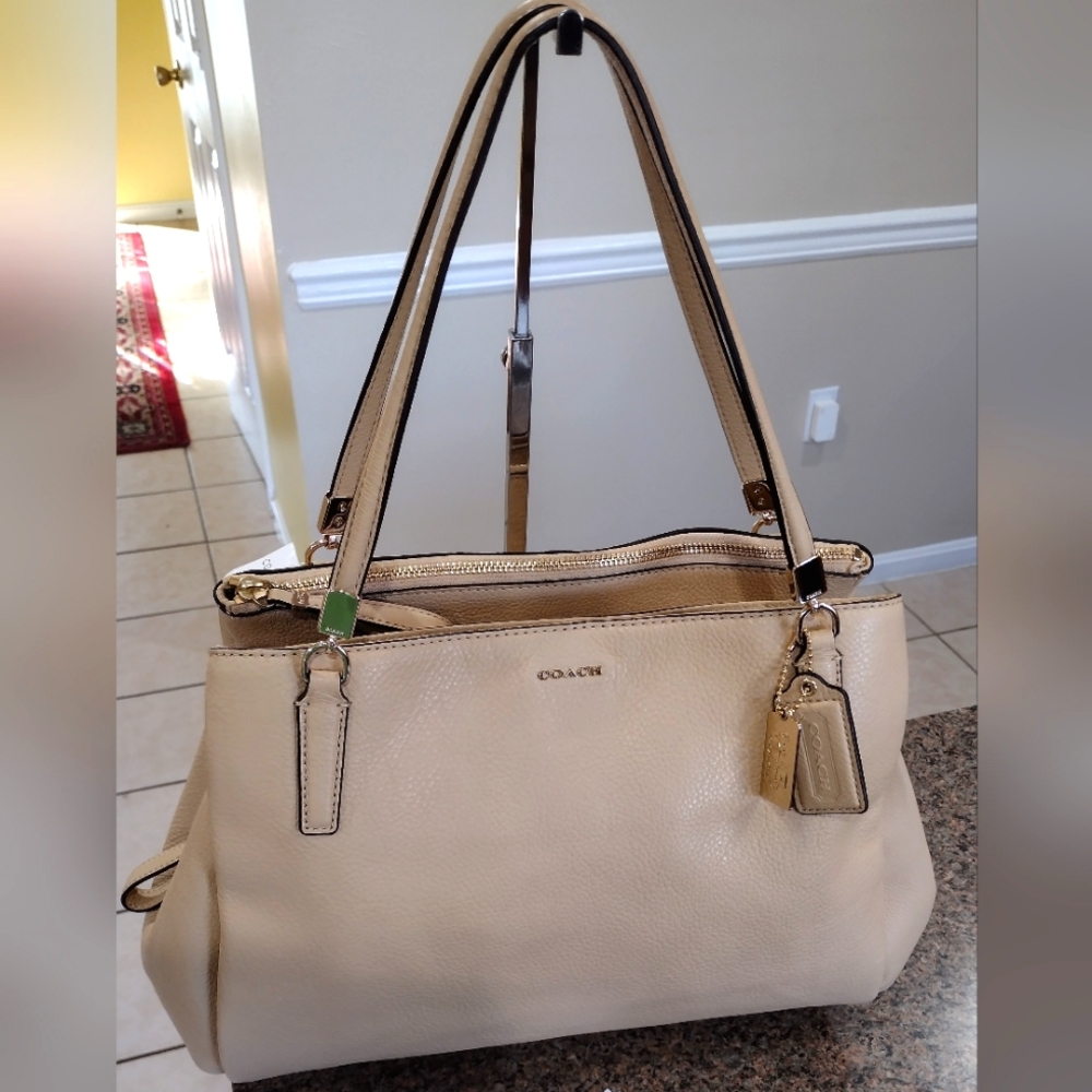 NWT Coach Madison Pebble Leather Carryall Satchel
